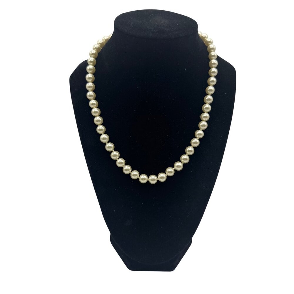 Vintage Faux Pearl Necklace Gold Tone Clasp Beaded Strand